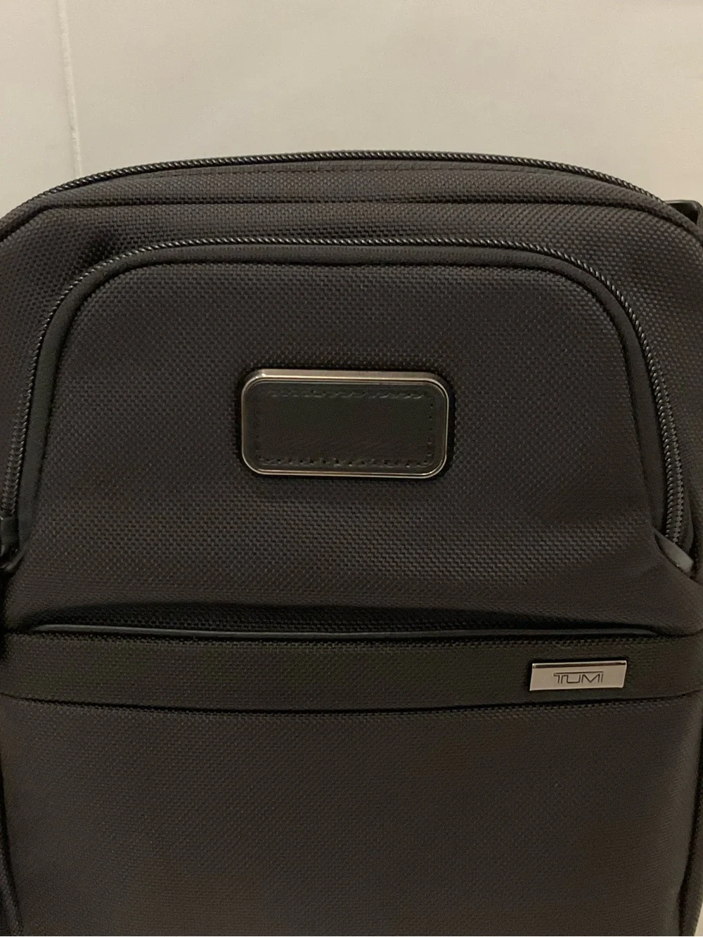 NEW Tumi ALPHA 10.0” MEDIUM FXT Ballistic Nylon Crossbody Bag - BLACK